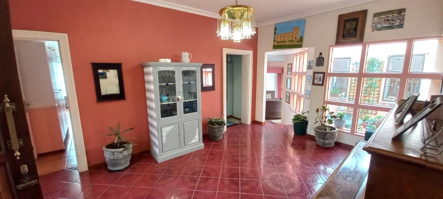 5 Bedroom Property for Sale in Bonnievale Western Cape